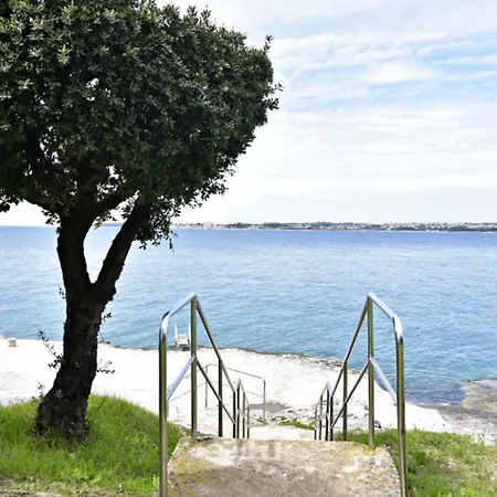 Appartement Ideal Getaway Flat With Pool And Rumpus